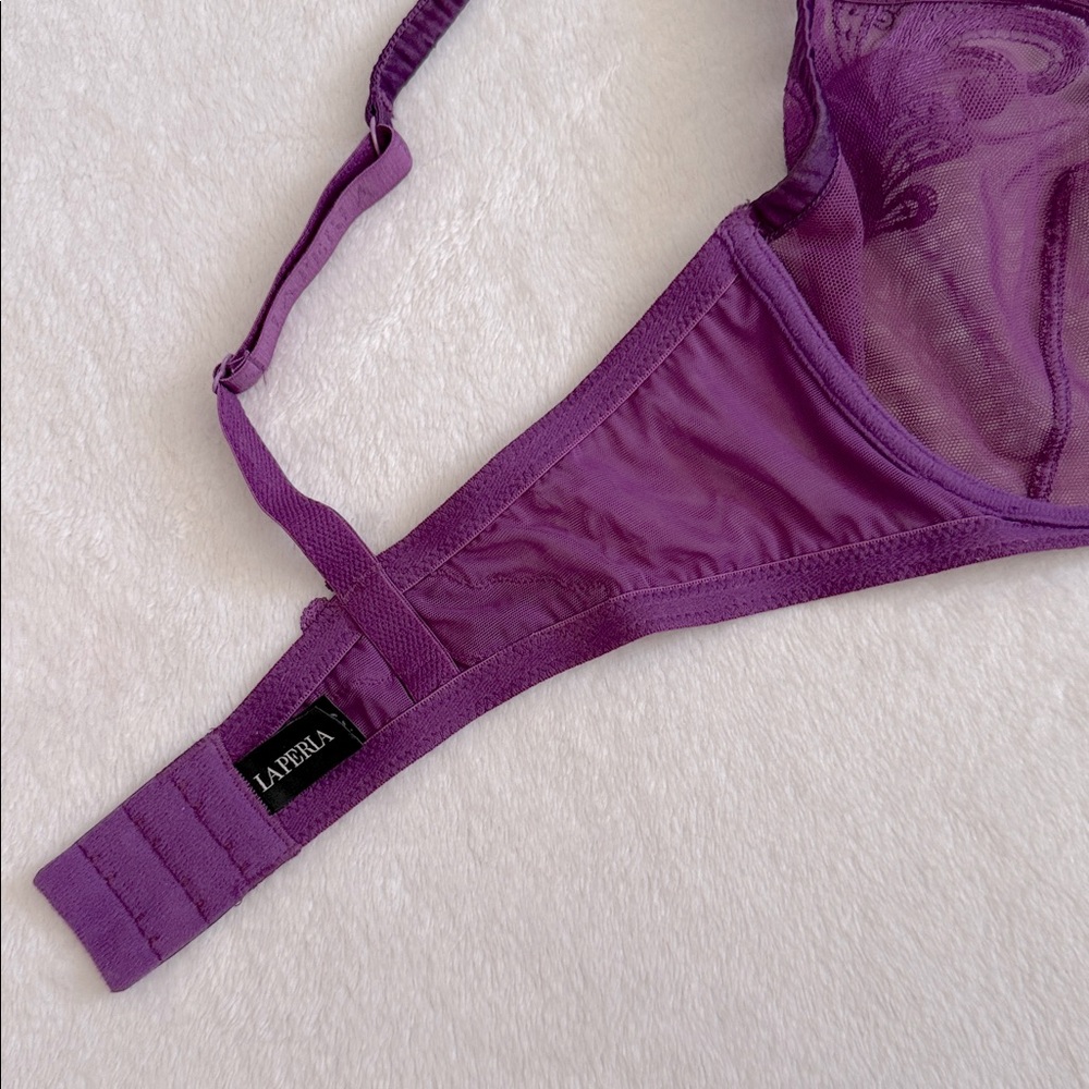 La Perla | Floral Groove Embroidered Tulle Underwire Plunge Bra Purple (36C) - Picture 10 of 16